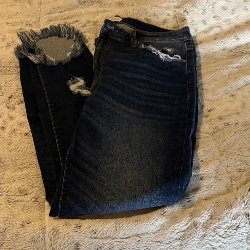 KanCan Dark Wash Distressed Ankle Jeans